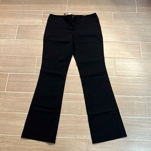 The Limited Exact Stretch Pants in Black (Size 8)